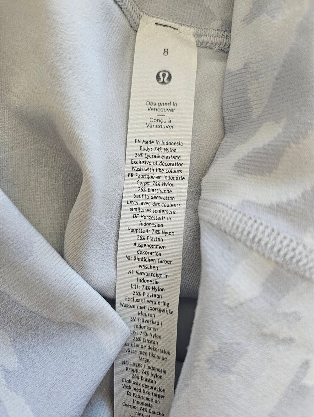 Lululemon - Picture 8 of 10
